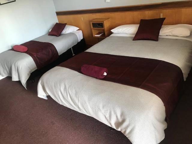 County Lodge Motor Inn West Wyalong Exteriér fotografie